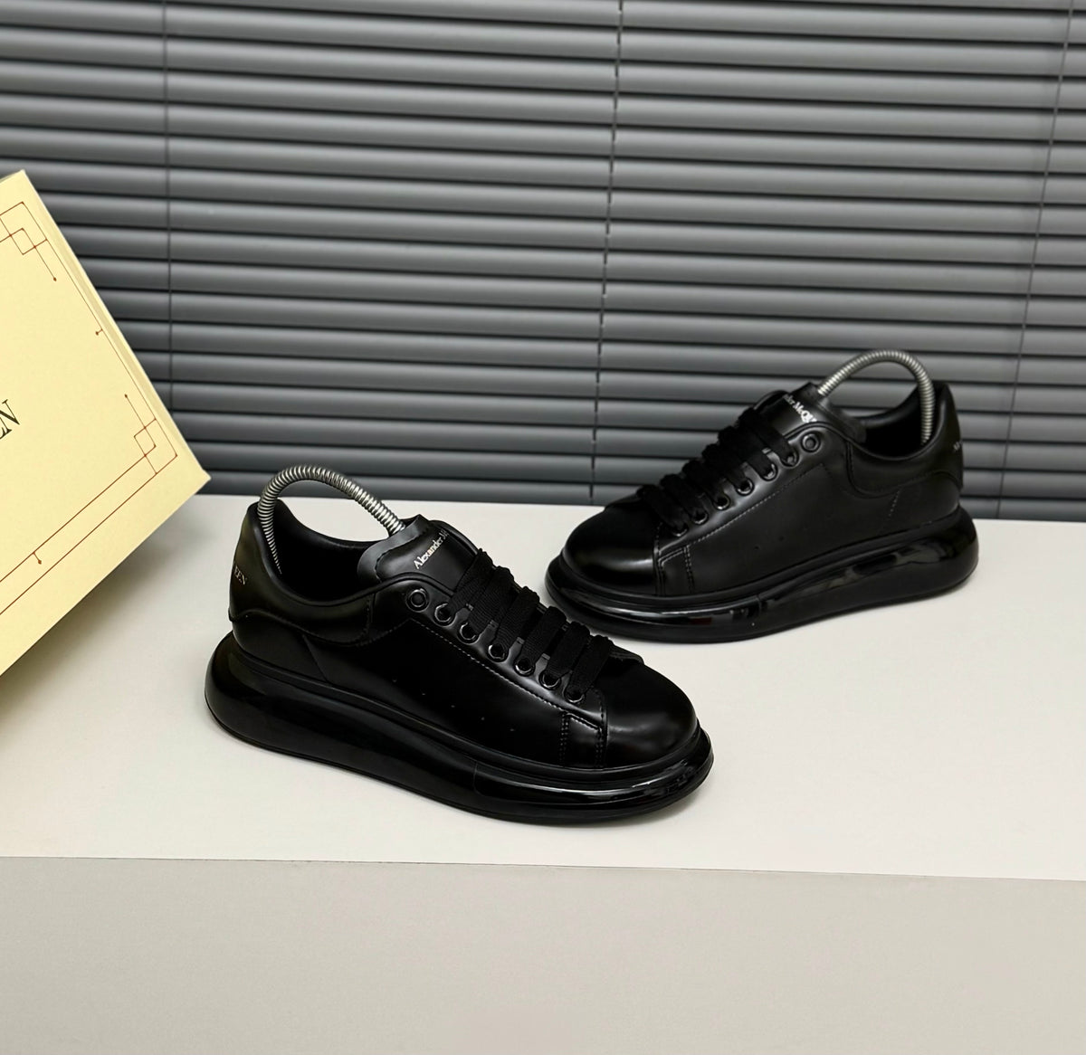 ALEXANDER MCQUEEN G-01