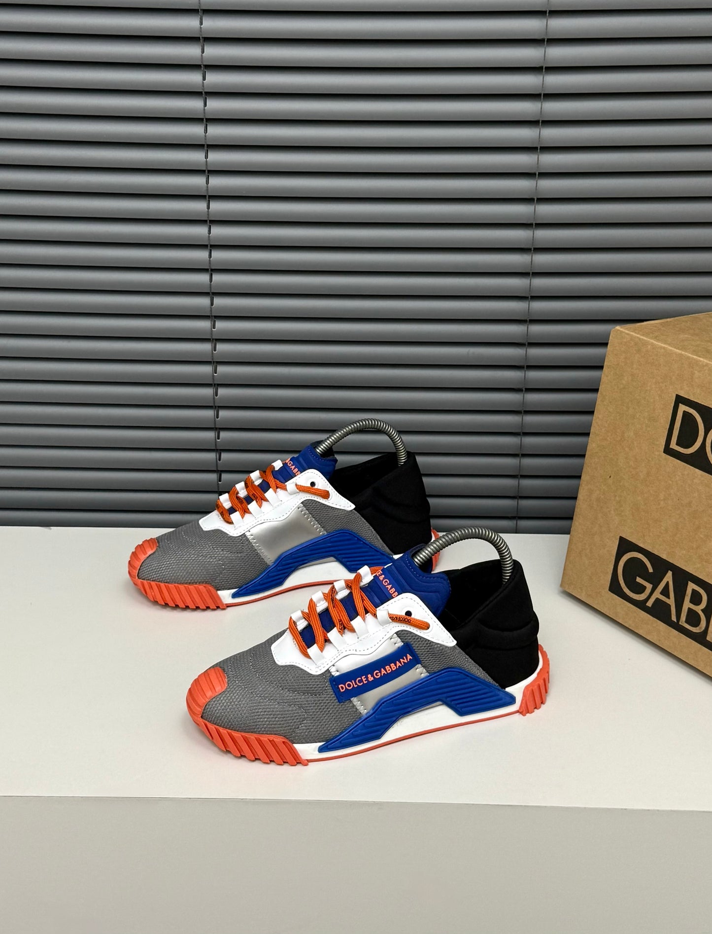 DG SNEAKER