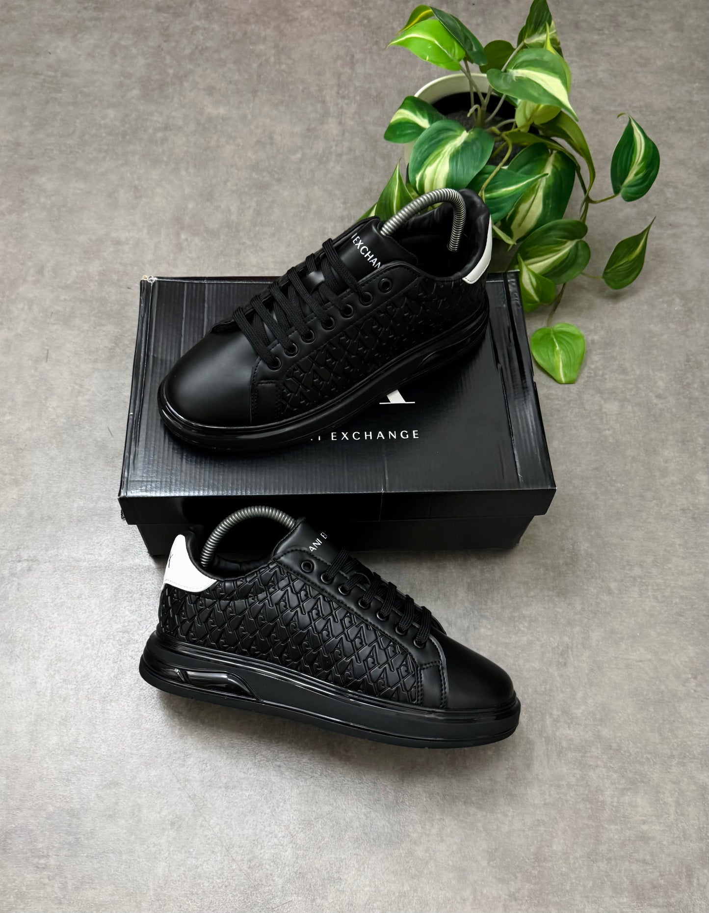 AX T-006 SNEAKER