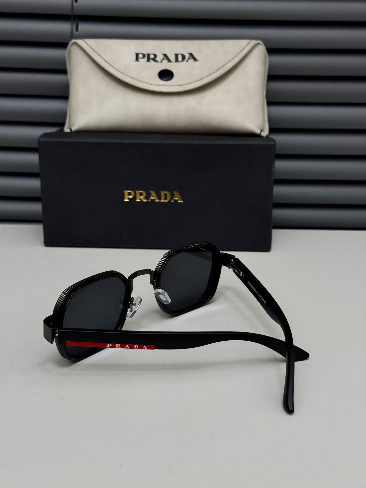 PRADA 02 SİYAH PREMİUM GÖZLÜK