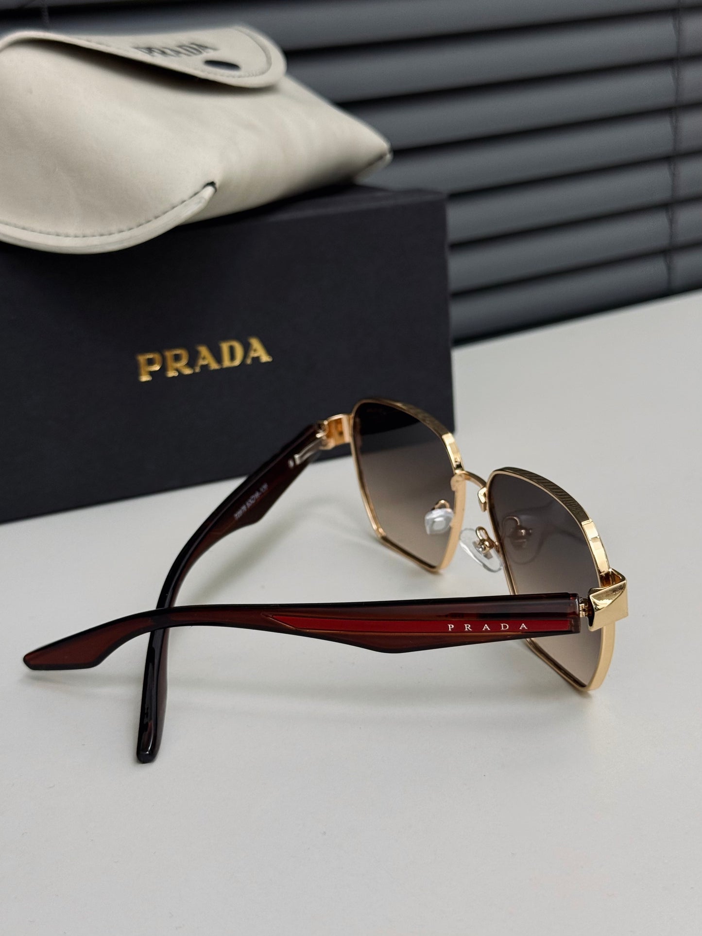 PRADA N-17 PREMİUM