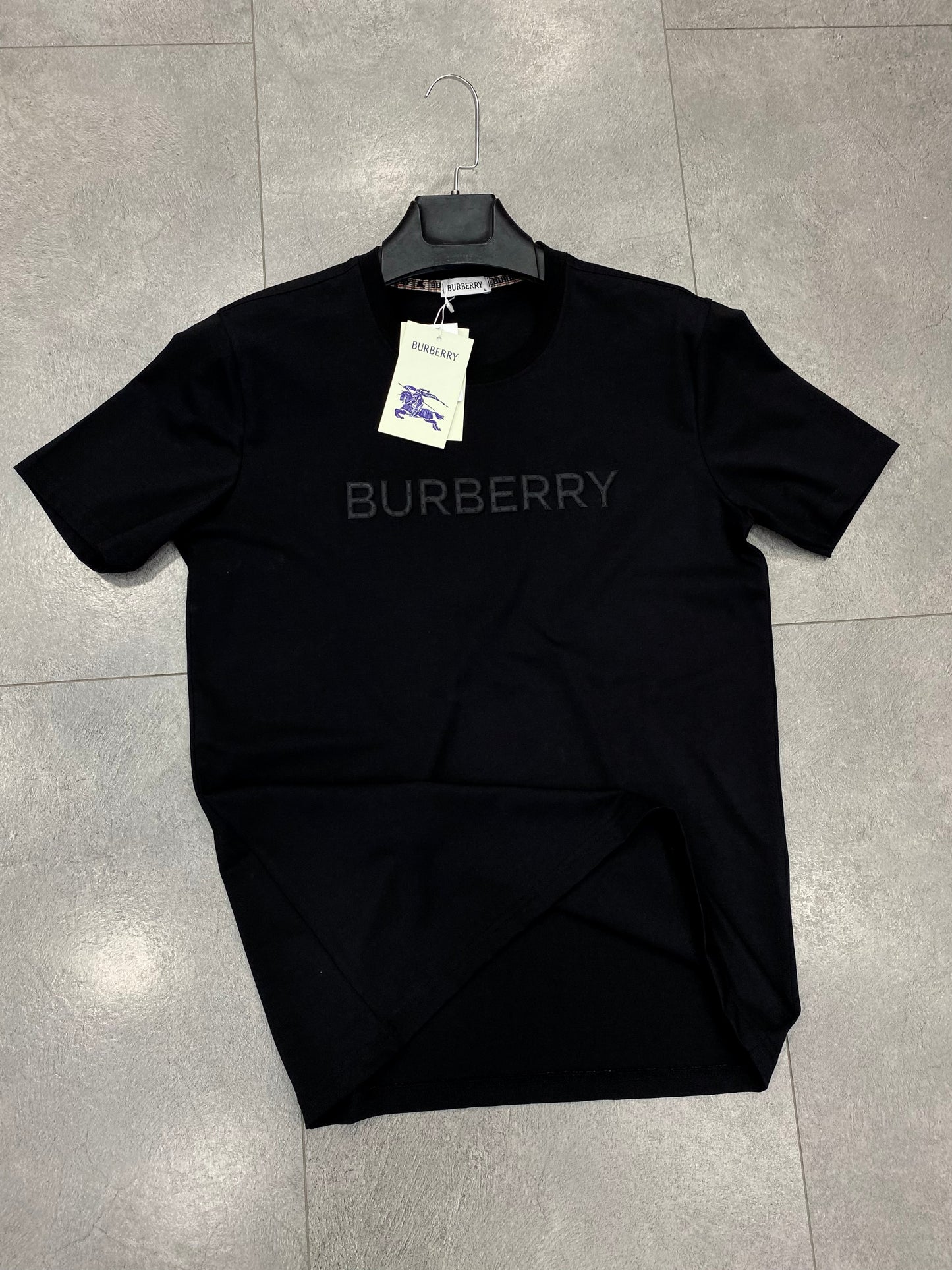 BURBERRY TSHİRT