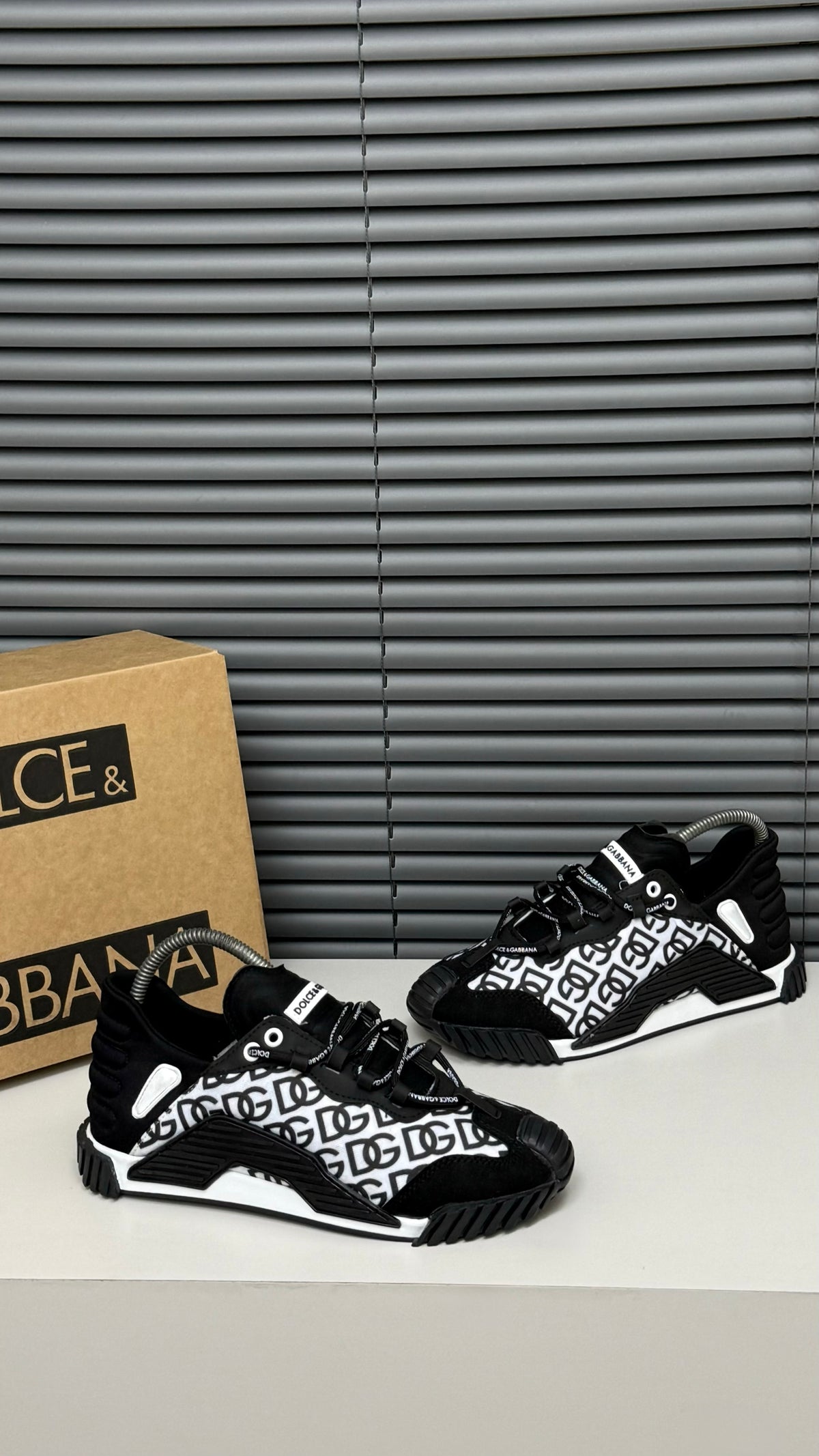 DOLGE GABBANA TF-02BS SNEAKER