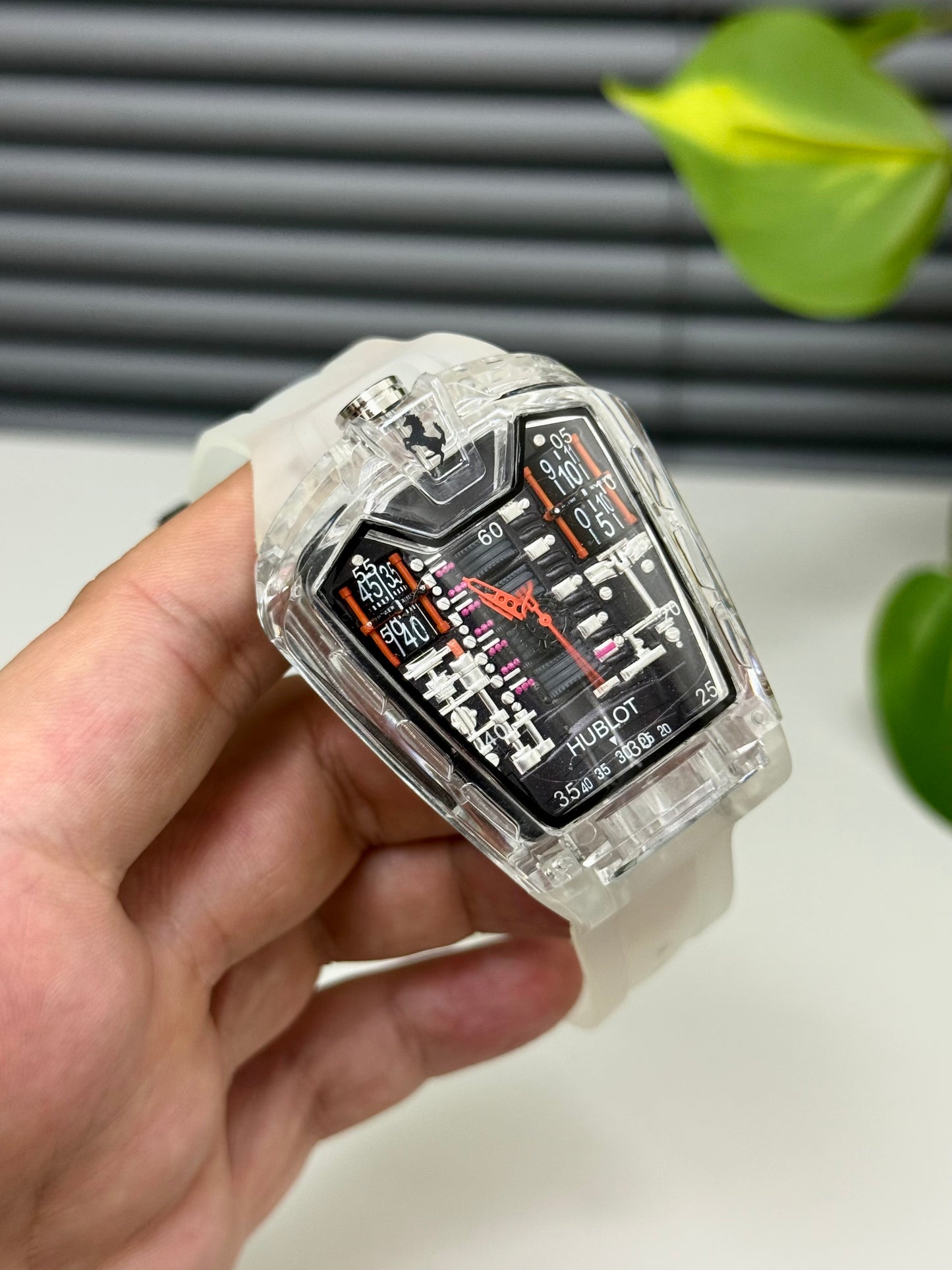 HUBLOT FERRARİ