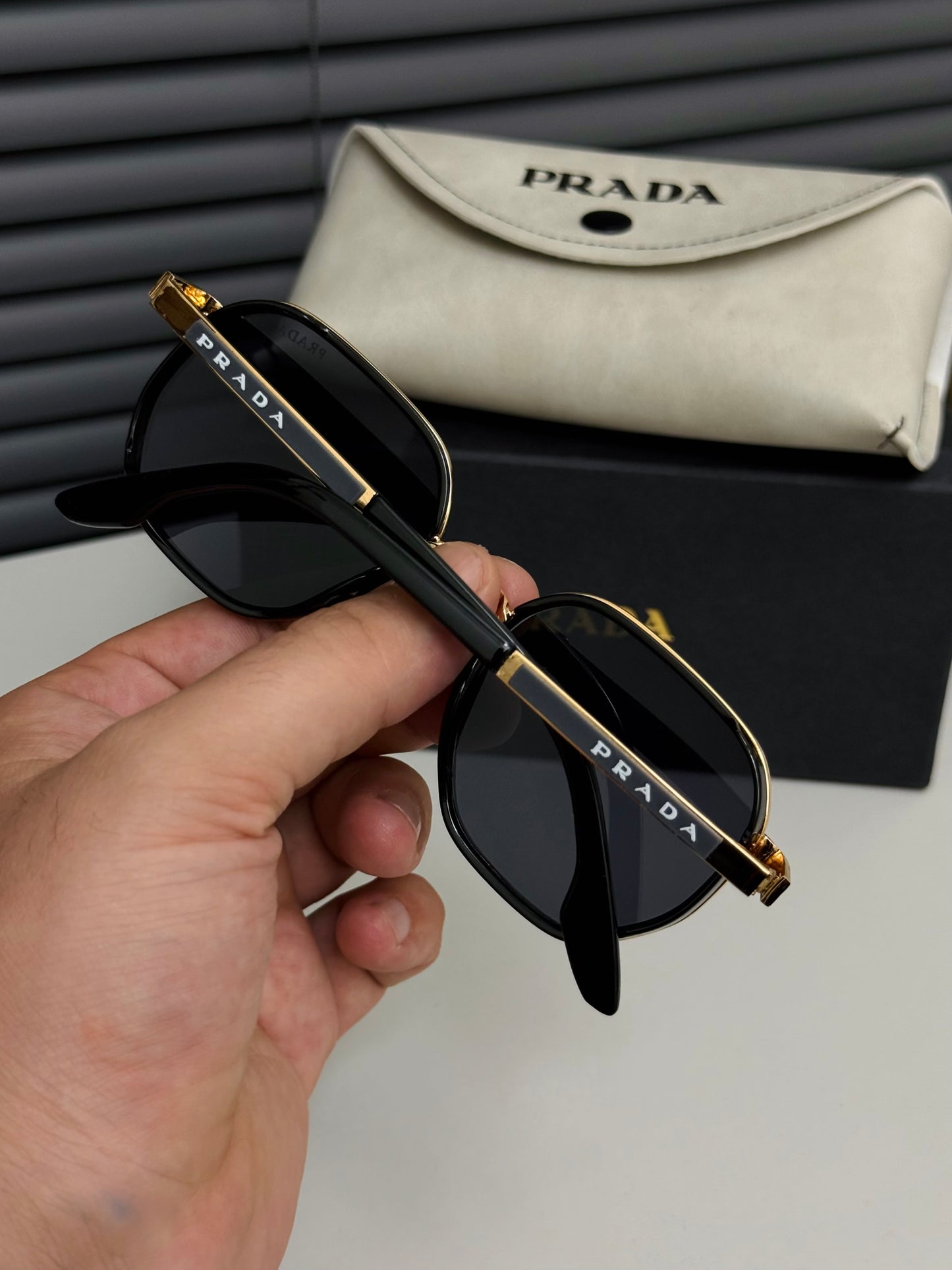 PRADA GÖZLÜK