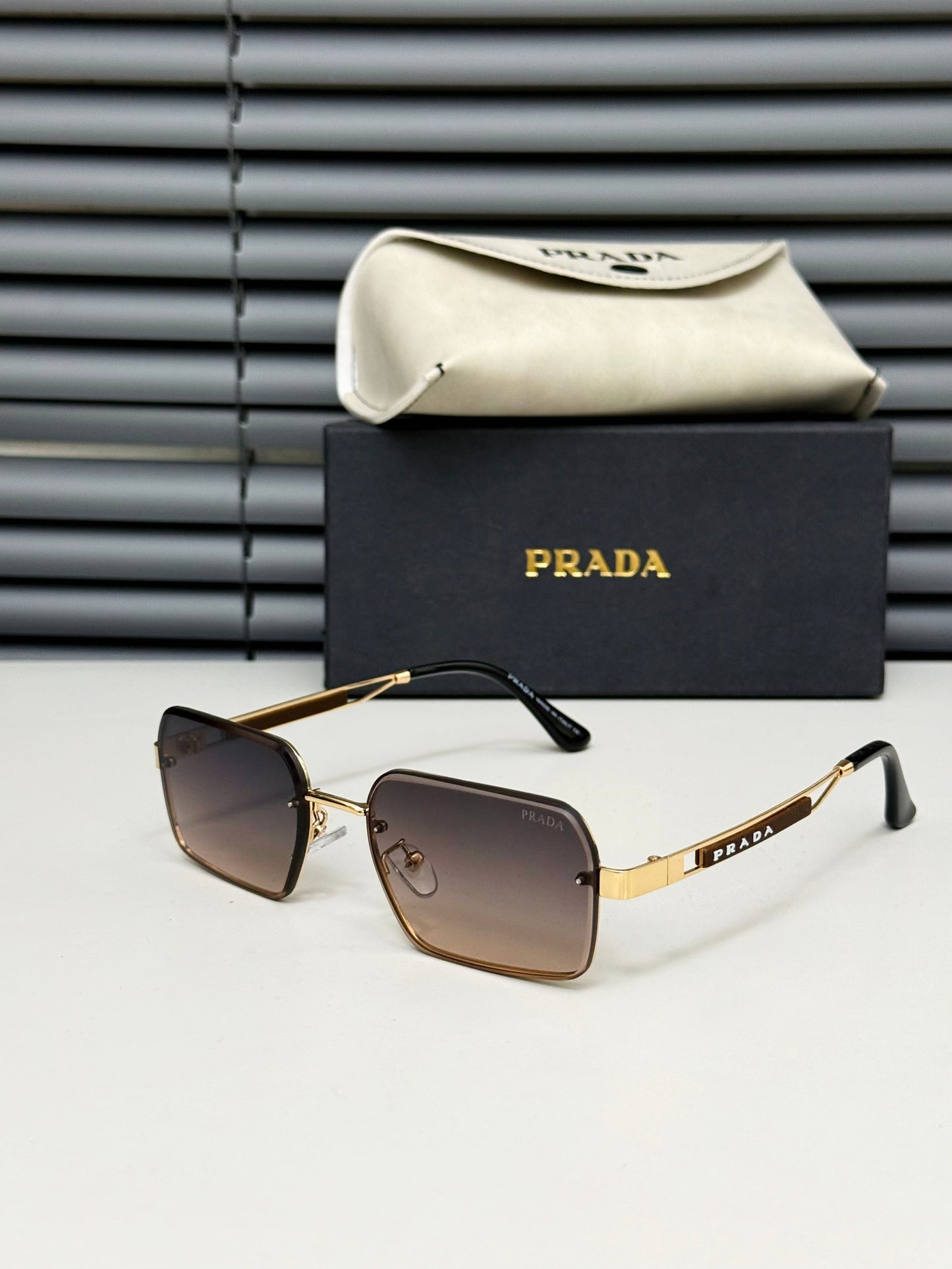 PRADA 0-4 PREMİUM GÖZLÜK