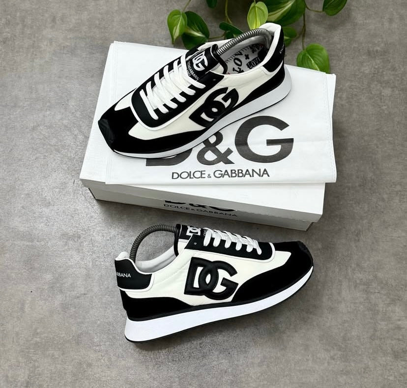 DOLGE GABBANA SİYAH BEYAZ