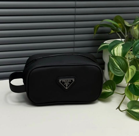 PRADA 02 — EL ÇANTASI